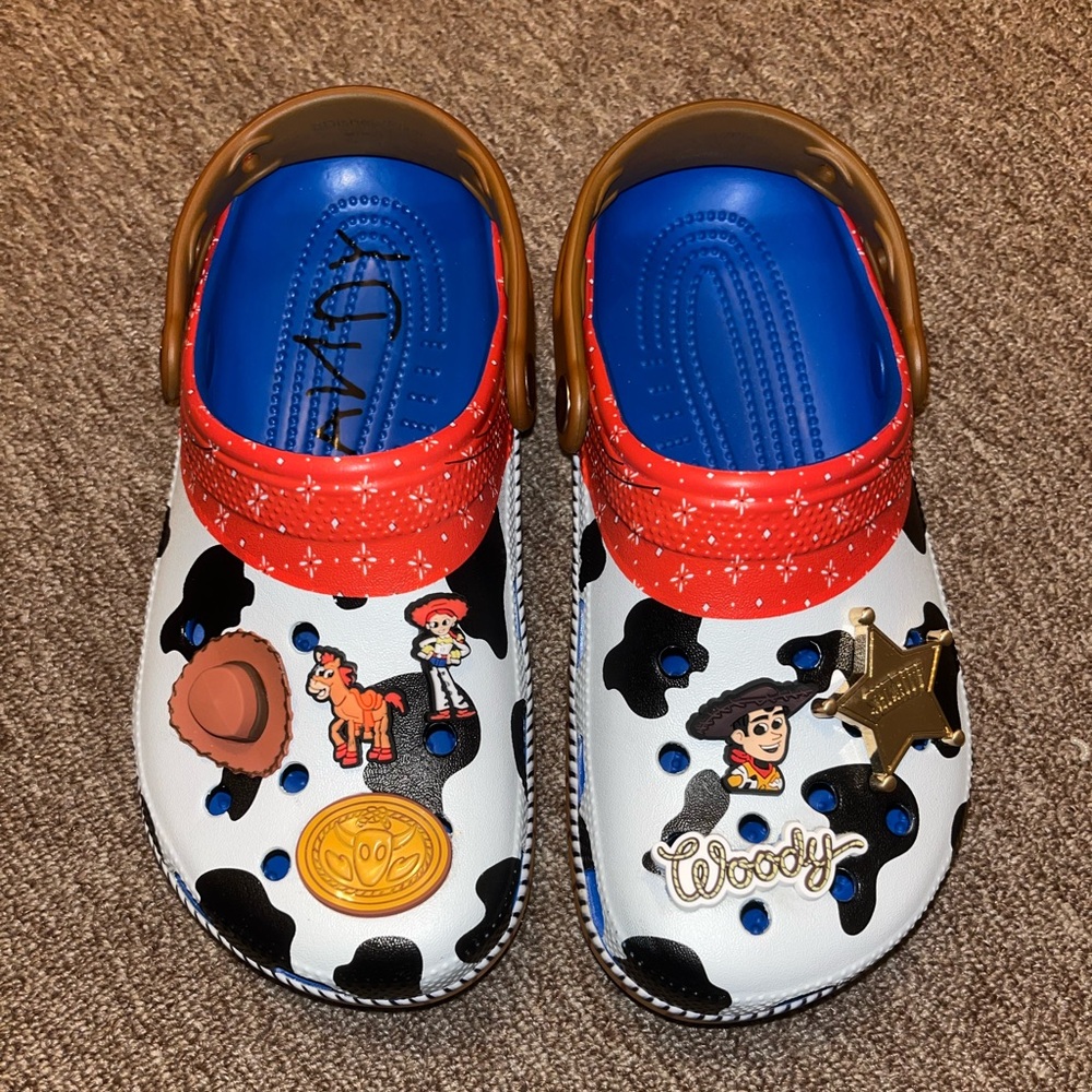 Crocs